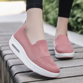 Дамски обувки с плоска платформа Дишаща вулканизирана жена Slip On Casual Fashion Ladies Walking Female Summer 2022 Горещо Ново