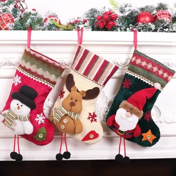 Нова тенденция Коледни подаръчни торбички Подаръчни торбички Висулка декорации Сладки детски коледни чорапи Нагреватели за крака
