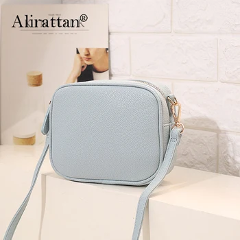 Alirattan чанта Нова дамска чанта за рамо 2023 Универсална модна чанта за съобщения PU Дамска малка квадратна чанта