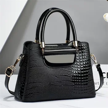 2023 Нова мода Луксозен алигатор Дамски чанти Европейски дизайнерски кожени дамски чанти за рамо Женско момиче Марка Crossbody чанта