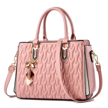 Нов релефен пратеник чанта голям капацитет рамо чанта мода жени кожени чанти нагънат бизнес класически момичета твърди розово