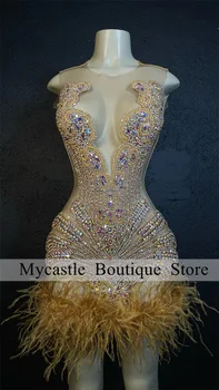 Блестящи кристални отвесни шивашки мини коктейлни рокли 2023 Glitter Luxury Feather Beaded Short Mermaid Prom Dress Birthday Party рокля
